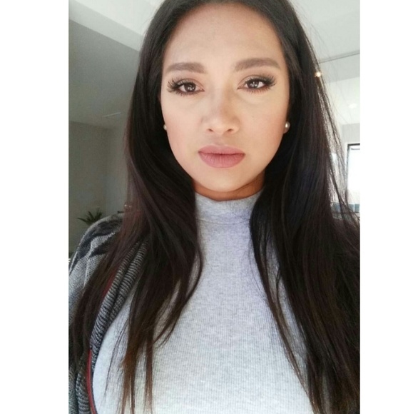 Meet your Posher, Mae - Picture 1 of 8